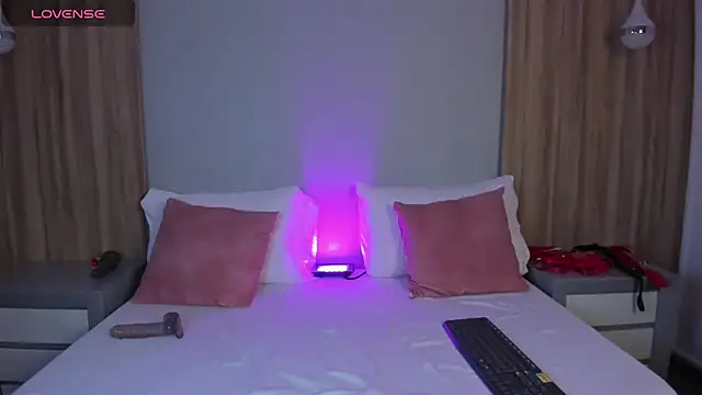 jade_spinters webcam
