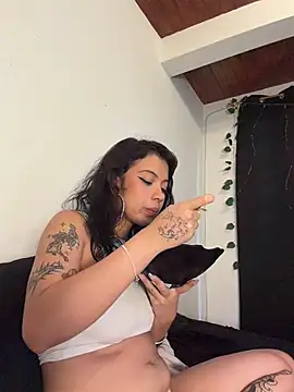 NefertitiXO webcam