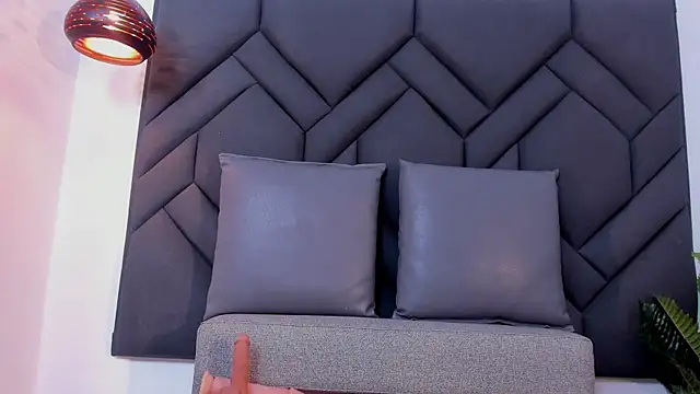 Miia_ferrarii webcam