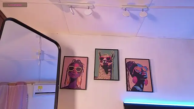 Maia_Mancini5 webcam