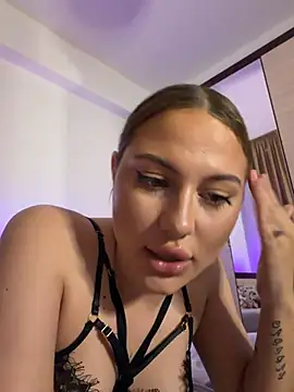 DariaSellen webcam