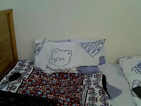 Trixiepixy webcam