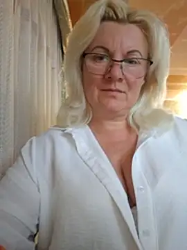 VikaRaine555 webcam