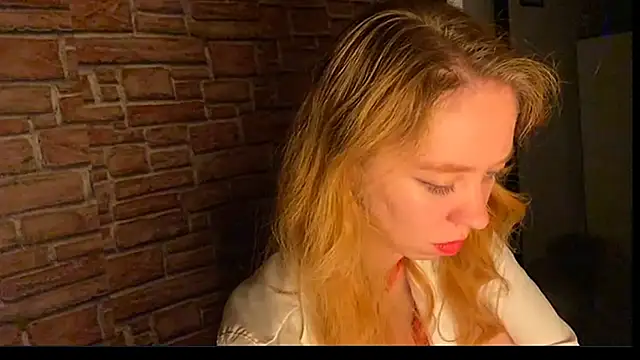 ElizaStorm webcam