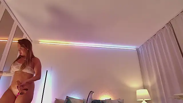 Nova-Lee webcam