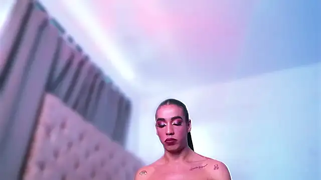 KatalinaMillan webcam
