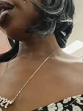 Jasmine_FullsShine webcam