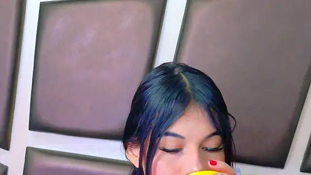 AnitaHeart webcam