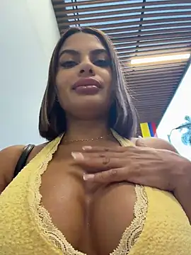 Irina_Velvett webcam