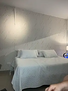 ava_blue Live Web Cam Show