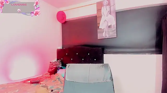 Kendall_hornyy webcam