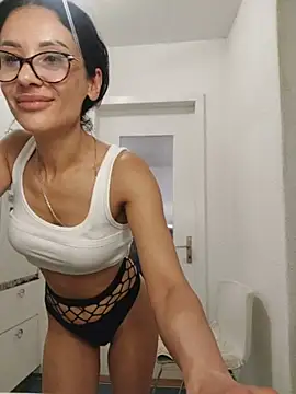 Blackeyeslady webcam