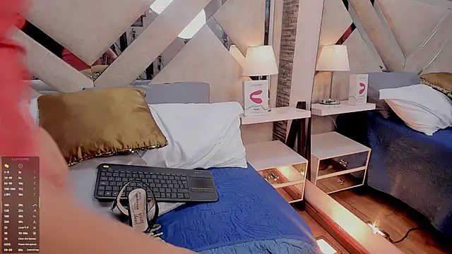 Megan_delarosse webcam