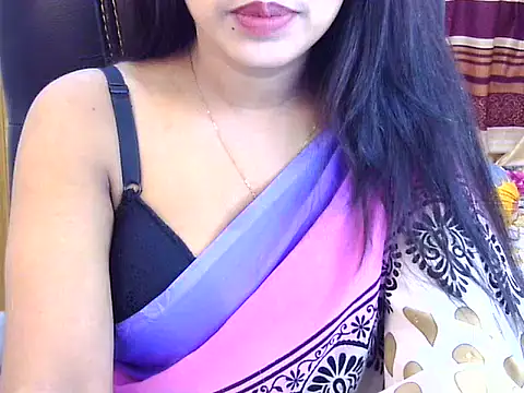 Noor_Zarin webcam