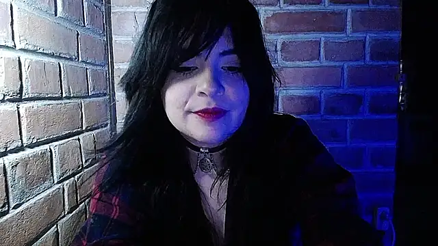 DarkRoseUwU webcam