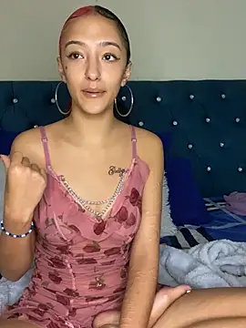 CuteBubbles13th Live Web Cam Show