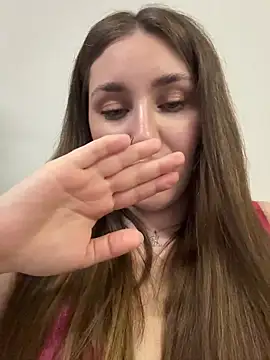 KiraBarlows webcam