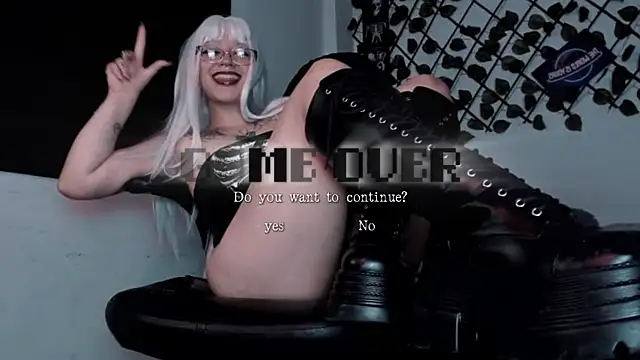 Kora_Red69 webcam