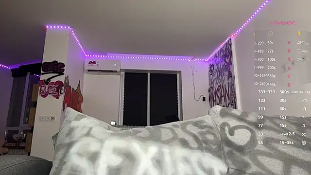 EIeniVanwart webcam