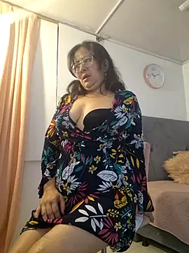 christy_ant webcam
