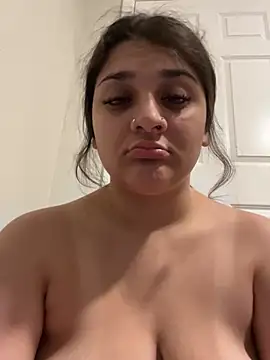 treasurebabii webcam