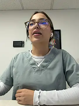 Sweet_Milaa1 webcam
