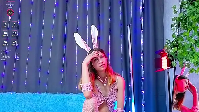 ChristiaHorde webcam