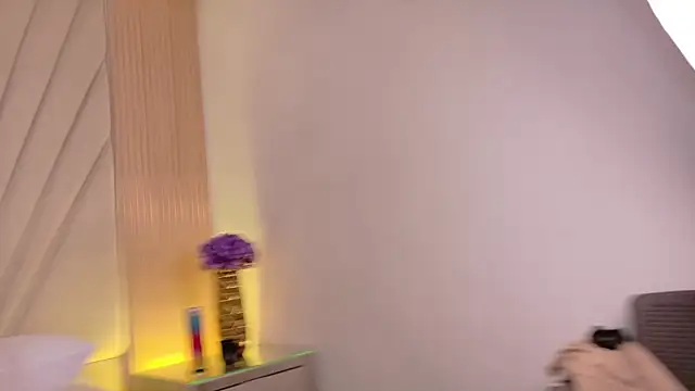 LindaPonnce webcam