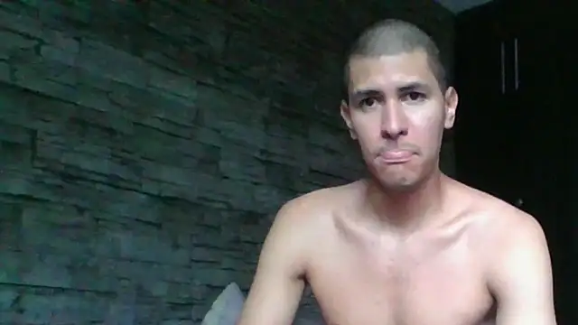 Sexylatin64 webcam