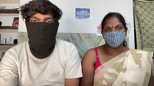 TN_IN_Romantic_Couples webcam