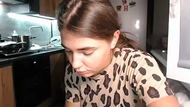 delightful_sofi webcam