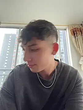 oliver_k - OLIVER_K's free webcam - UK Sex Cams