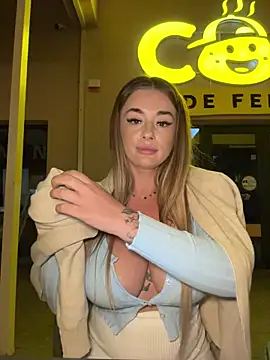 IsabellaEtthan Live Web Cam Show