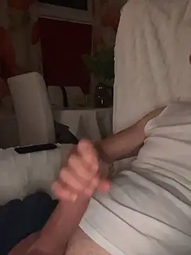 Frank22xx Live Web Cam Show