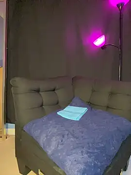 GirthGoddessCoco webcam