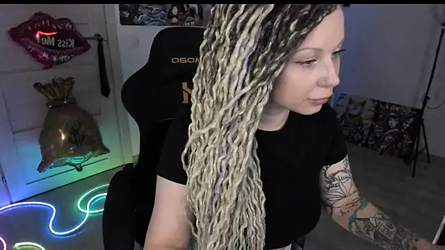 HoneySallyMoore webcam
