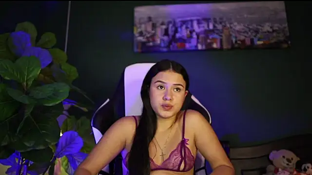 Danaa_Rousee_ webcam