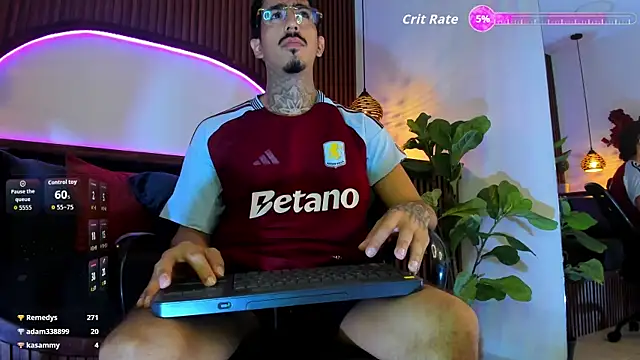 Donovan_Desmond webcam