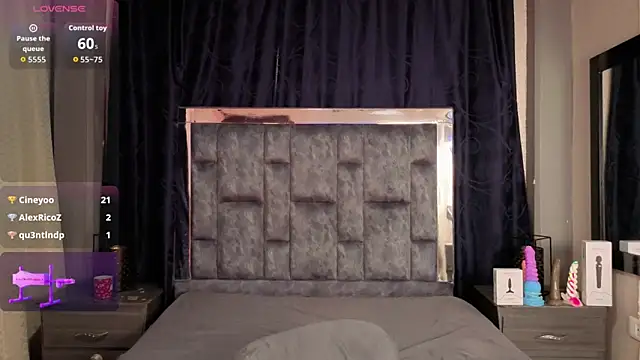 LeoMonnroe webcam
