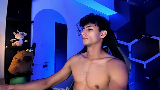 MaxiimoRomano_ Live Web Cam Show