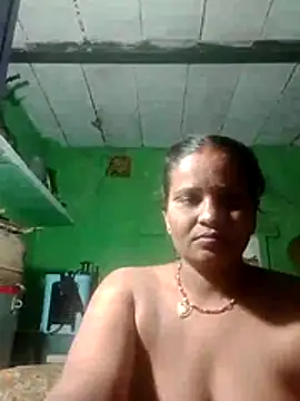 Shivani09900 webcam