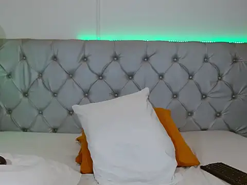 NoiraVale webcam