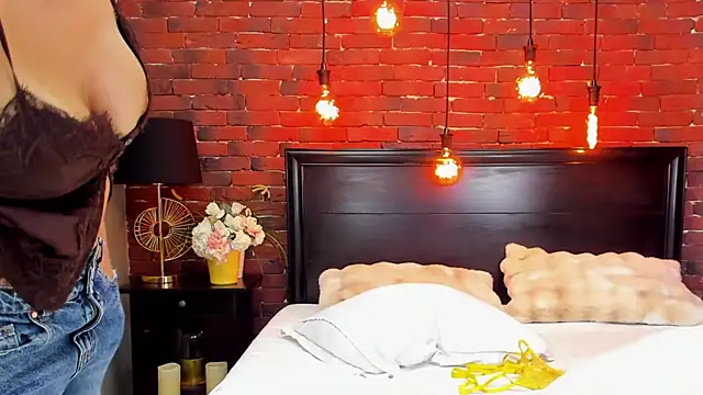 ChristynaRoss Live Web Cam Show