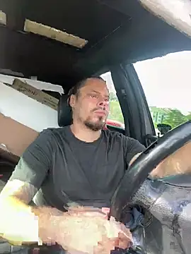 PuttieIn live sex cam