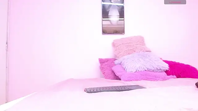 minene_mikami webcam