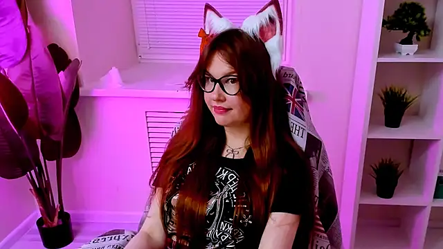 CarolGiggly webcam
