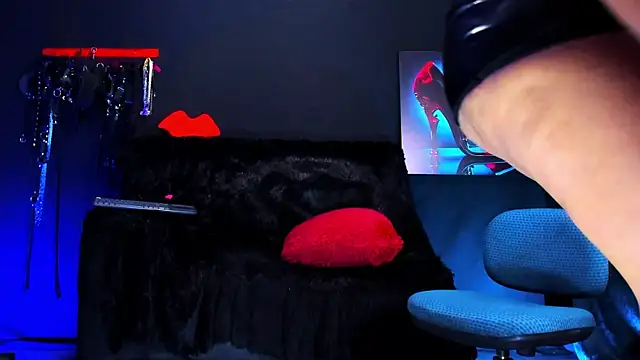 SharoonStone webcam