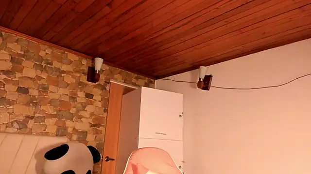 Khaimmi webcam