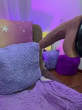 _antonella_dreamss webcam