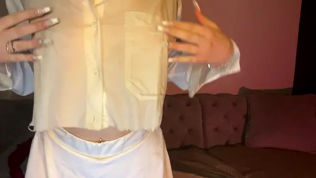 yanashowsy webcam